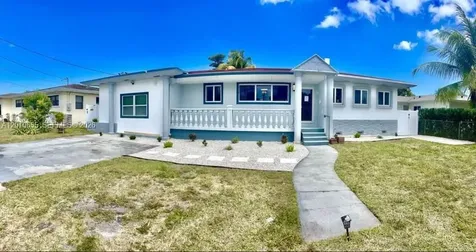 15925 NE 18th Avenue North Miami Beach FL 33162