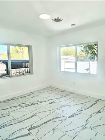 15925 NE 18th Avenue North Miami Beach FL 33162