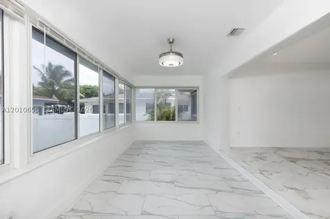 15925 NE 18th Avenue North Miami Beach FL 33162