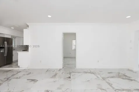 15925 NE 18th Avenue North Miami Beach FL 33162