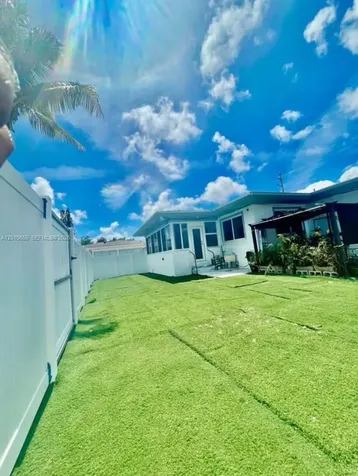 15925 NE 18th Avenue North Miami Beach FL 33162
