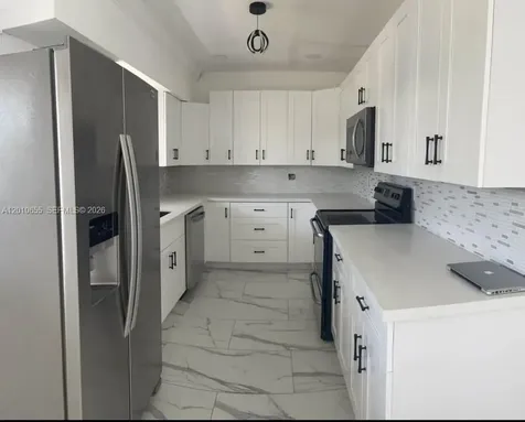 15925 NE 18th Avenue North Miami Beach FL 33162