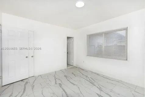 15925 NE 18th Avenue North Miami Beach FL 33162