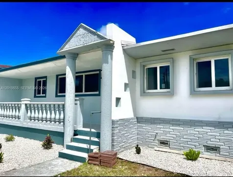 15925 NE 18th Avenue North Miami Beach FL 33162