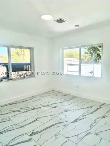 15925 NE 18th Avenue North Miami Beach FL 33162