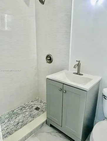 15925 NE 18th Avenue North Miami Beach FL 33162