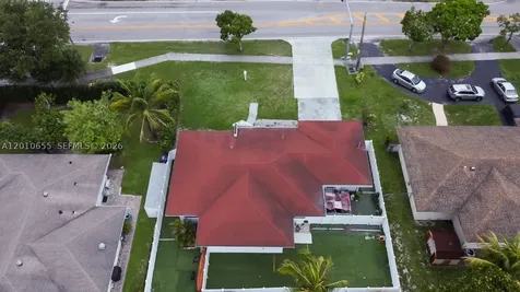 15925 NE 18th Avenue North Miami Beach FL 33162