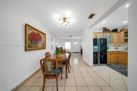 7250 SW 34th St Road Miami FL 33155