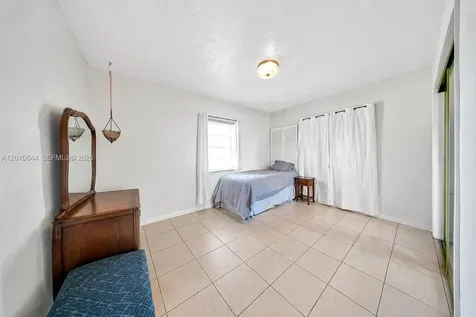7250 SW 34th St Road Miami FL 33155