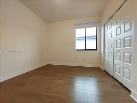 4906 NW 83rd Path Doral FL 33166