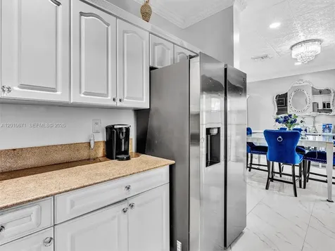 7659 N Stonecreek Circle Davie FL 33024