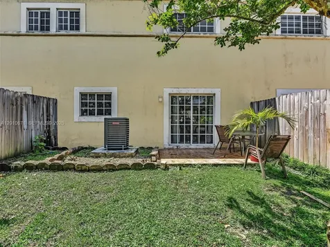 7659 N Stonecreek Circle Davie FL 33024