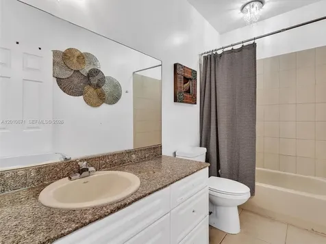 7659 N Stonecreek Circle Davie FL 33024