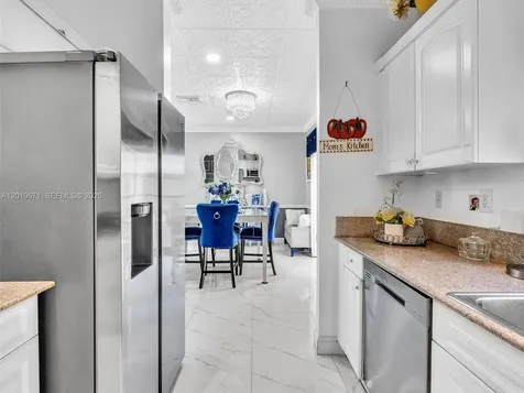 7659 N Stonecreek Circle Davie FL 33024