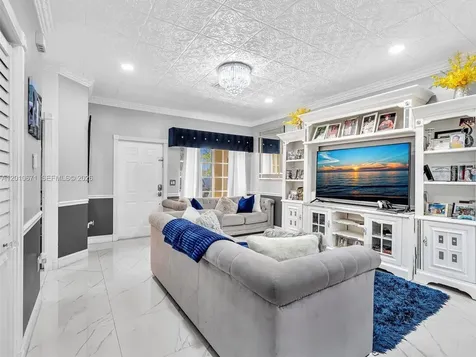 7659 N Stonecreek Circle Davie FL 33024