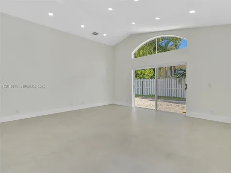 3863 SW 53rd Place Hollywood FL 33312