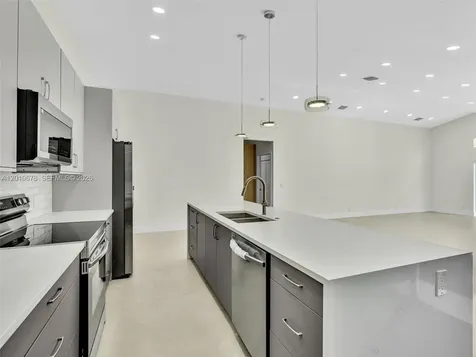 3863 SW 53rd Place Hollywood FL 33312