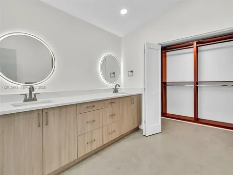 3863 SW 53rd Place Hollywood FL 33312