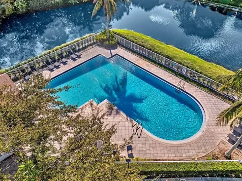 3863 SW 53rd Place Hollywood FL 33312