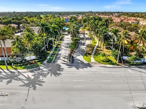 3863 SW 53rd Place Hollywood FL 33312