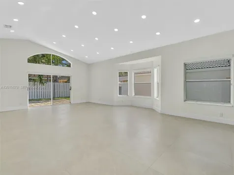 3863 SW 53rd Place Hollywood FL 33312