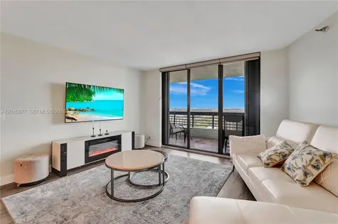 3500 Mystic Pointe Drive Aventura FL 33180
