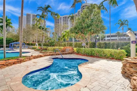3500 Mystic Pointe Drive Aventura FL 33180