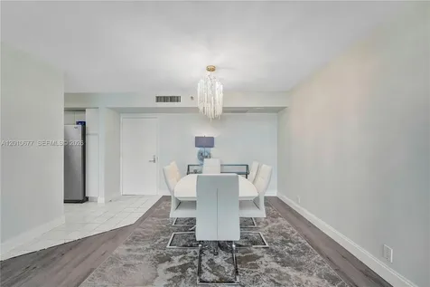 3500 Mystic Pointe Drive Aventura FL 33180