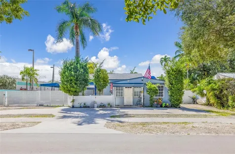 1812 Coolidge Street Hollywood FL 33020