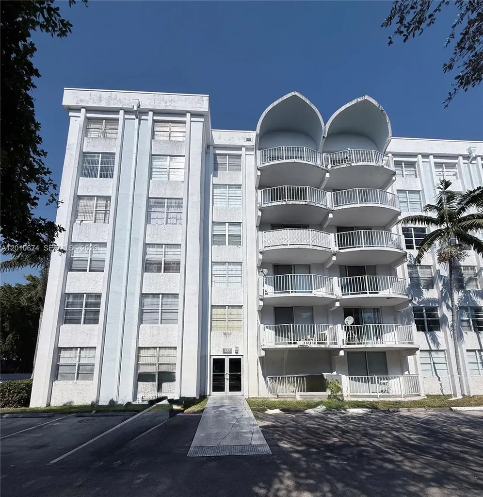 482 NW 165th Street Road Miami FL 33169