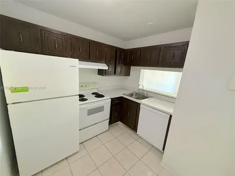 482 NW 165th Street Road Miami FL 33169