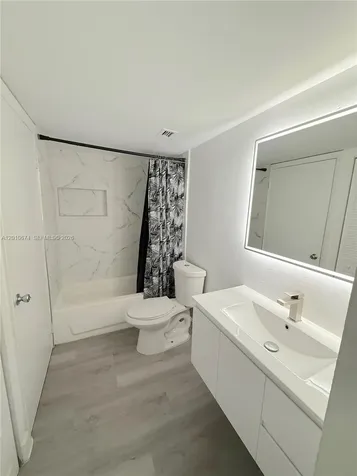 482 NW 165th Street Road Miami FL 33169