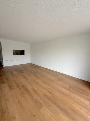 482 NW 165th Street Road Miami FL 33169