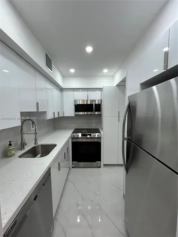 1200 West Avenue Miami Beach FL 33139