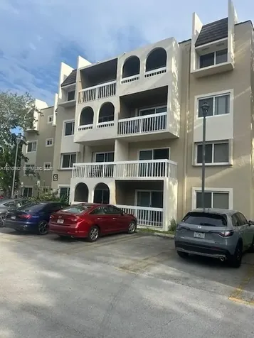 7740 Camino Real Miami FL 33143