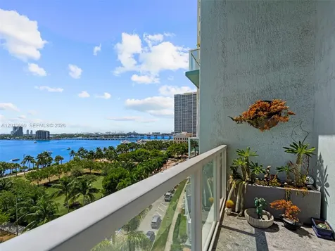 1900 N Bayshore Drive Miami FL 33132