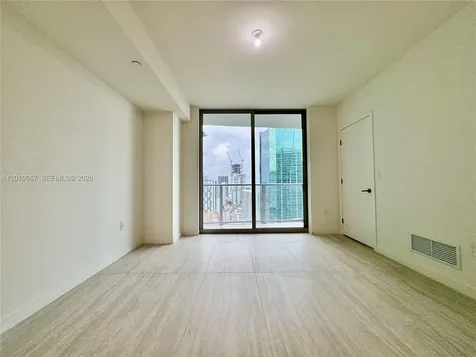 77 SE 5th Street Miami FL 33131