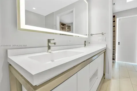 2000 Metropica Way Sunrise FL 33323