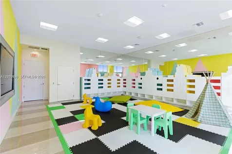 2000 Metropica Way Sunrise FL 33323