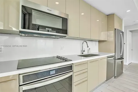 2000 Metropica Way Sunrise FL 33323