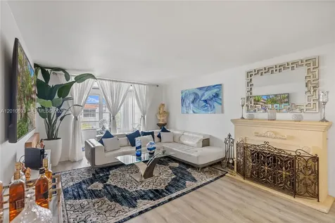 2850 Somerset Drive Lauderdale Lakes FL 33311