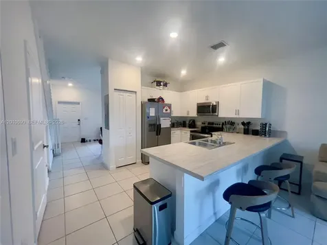 10005 SW 228th Terrace Miami FL 33190