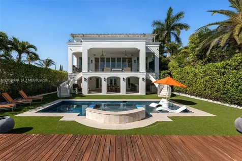 1460 S Treasure Drive North Bay Village FL 33141