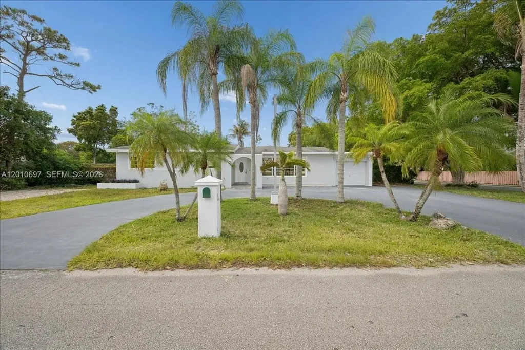 9280 SW 164th Street Palmetto Bay FL 33157