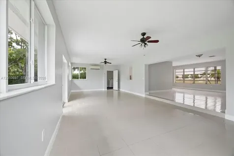 9280 SW 164th Street Palmetto Bay FL 33157