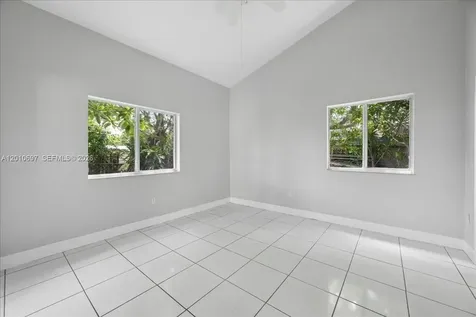 9280 SW 164th Street Palmetto Bay FL 33157