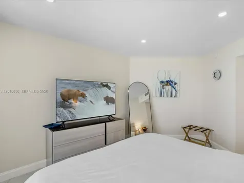 17375 Collins Avenue Sunny Isles Beach FL 33160