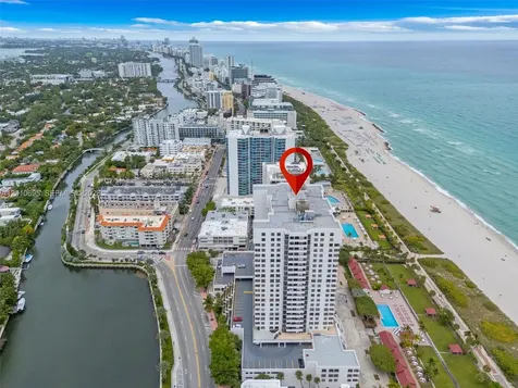 2555 Collins Avenue Miami Beach FL 33140