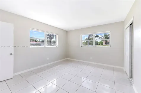 981 NE 152nd Street Miami FL 33162