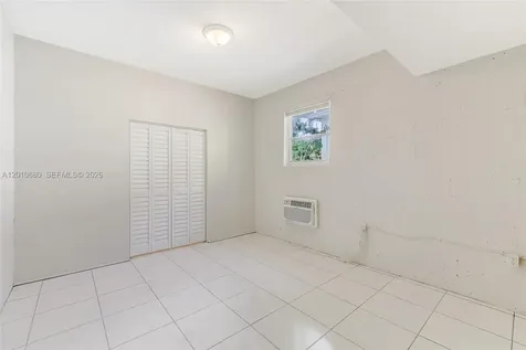 981 NE 152nd Street Miami FL 33162